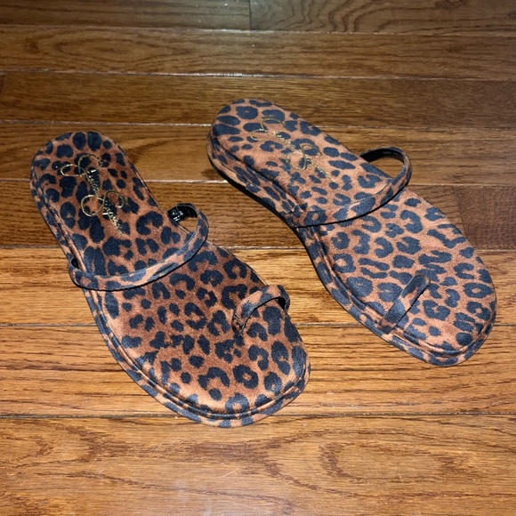 Jessica Simpson Malha Natural Leopard Print Faux Suede Casual Sandals Women’s 5 - Picture 2 of 10